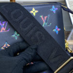 Louis Vuitton Coussin MM M21204 M21209